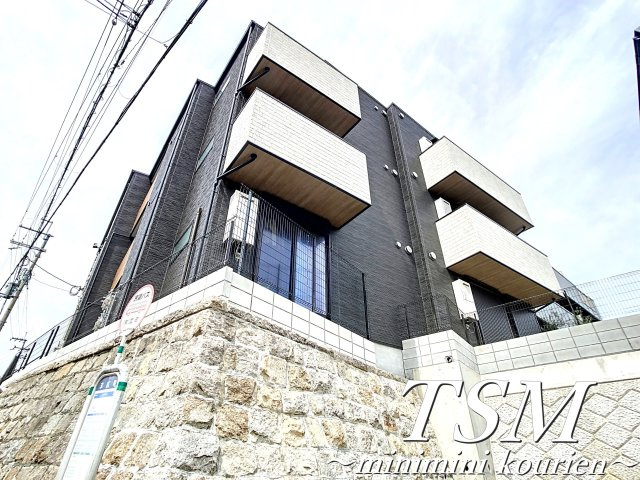 イリスコート香里園Ⅱの外観