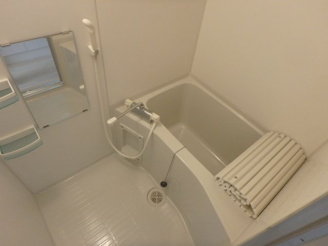 ベルハイム小阪の浴室