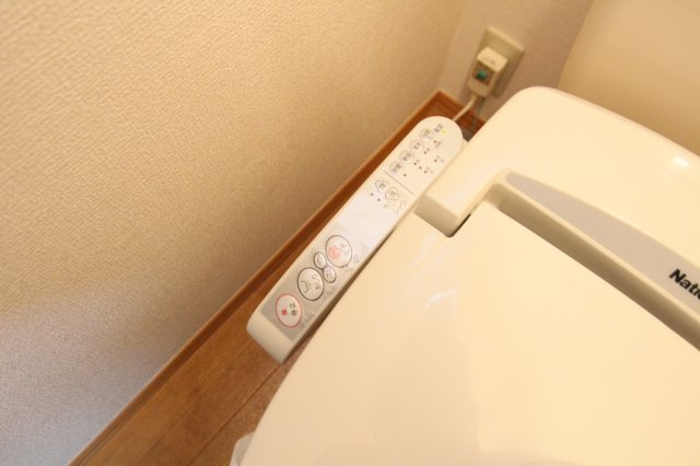 アンビシャス日吉のトイレ|別部屋の参考写真です。