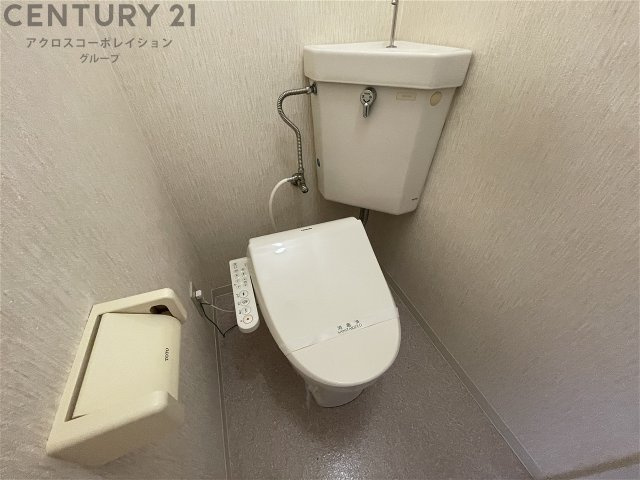 シンプルで使いやすいトイレです