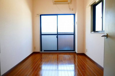 【居間・リビング】 | アヴァンテプラザ | 別号室の写真になります。現況優先。