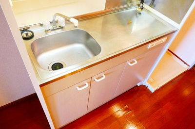 【キッチン】 | アヴァンテプラザ | 別号室の写真になります。現況優先。