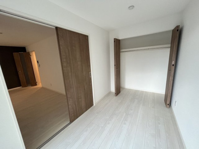 【玄関】 | サニーガーデン福大前 | 別号室の写真になります。現況優先。