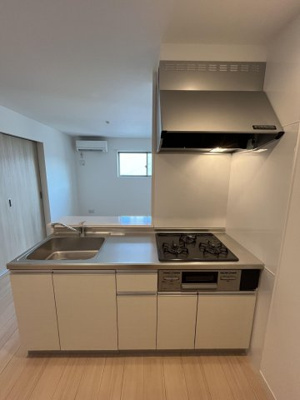 【キッチン】 | サニーガーデン福大前 | 別号室の写真になります。現況優先。