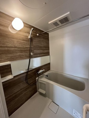 【浴室】 | サニーガーデン福大前 | 別号室の写真になります。現況優先。