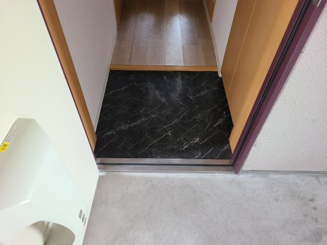 タウンエステート新栄の玄関|タウンエステート新栄