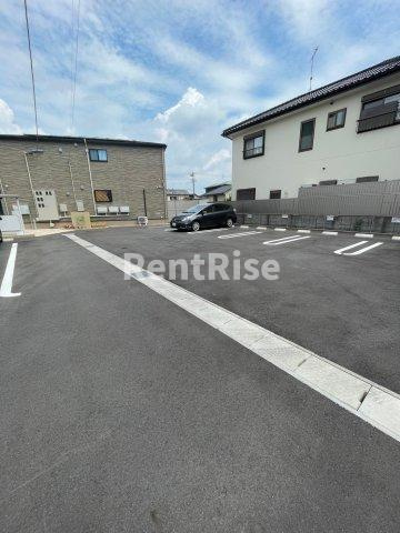 エスポワールの駐車場