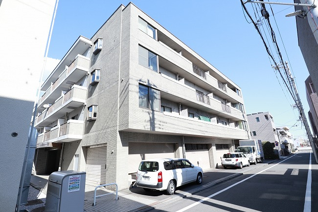 ウエスタンコートハウスの外観