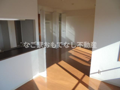 【居間・リビング】 | ジュネス城町 | ※写真は別号室です