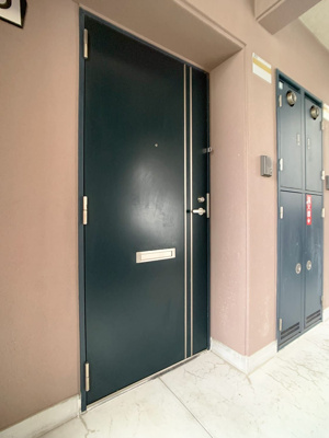 【玄関】 | PrimoPartire舞鶴 | 別号室の写真になります。現況優先。