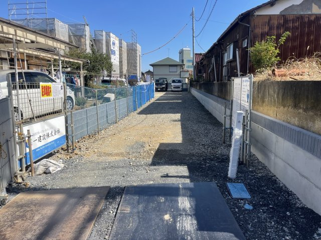リーブルガーデン．Ｓ　深谷緑ケ丘第５　の前面道路含む現地写真|現地前面道路（2023年10月13日）撮影