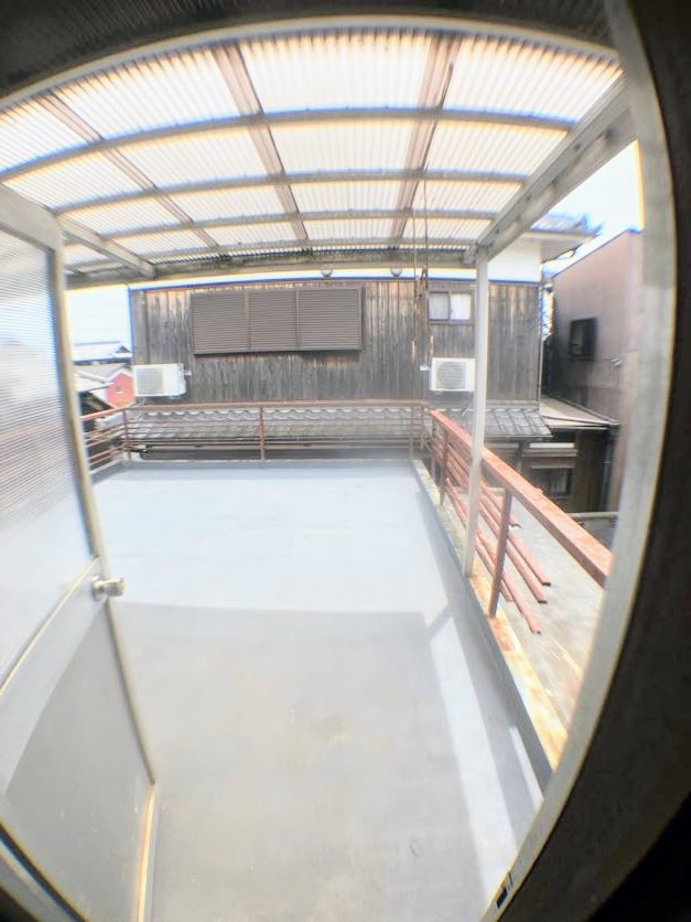 ペディハウス小野市新部町のバルコニー|広々としたバルコニーです