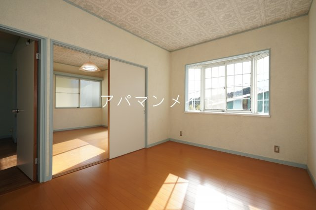 【寝室】 | 落ち着いた色調の寝室です