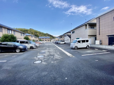 【駐車場】 | シャロット学園南館