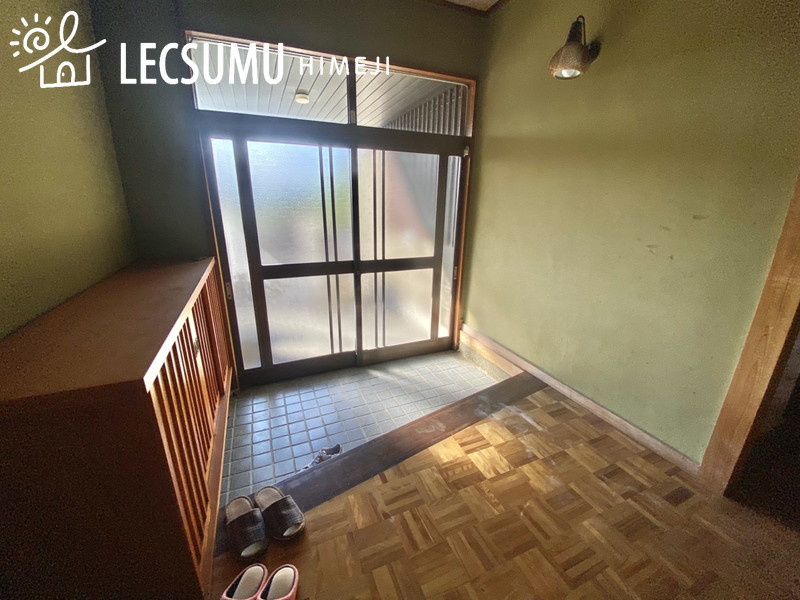 姫路市田寺東３丁目／中古戸建の玄関