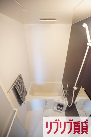 フルラージュ千葉中央の浴室