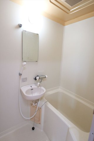 フォーライフの浴室