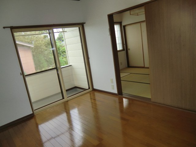 グリーンハイツの居間・リビング