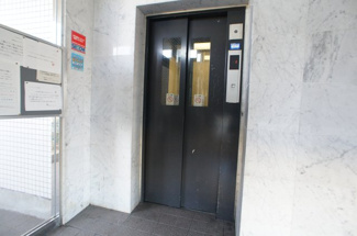 【その他共用部分】 | エレベーターもございます