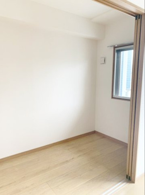 【洋室】 | LIFEFIELD麦野 | 別号室の写真になります。現況優先。