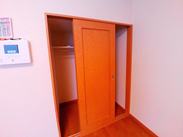 レオパレスアルカディア畑原の収納