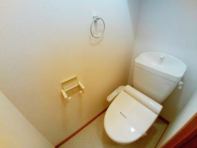 レオパレスアルカディア畑原のトイレ