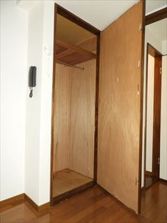 【収納】 | マキシム博多駅前Ⅱ | 別号室の写真になります。現況優先。