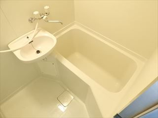 【浴室】 | マキシム博多駅前Ⅱ | 別号室の写真になります。現況優先。