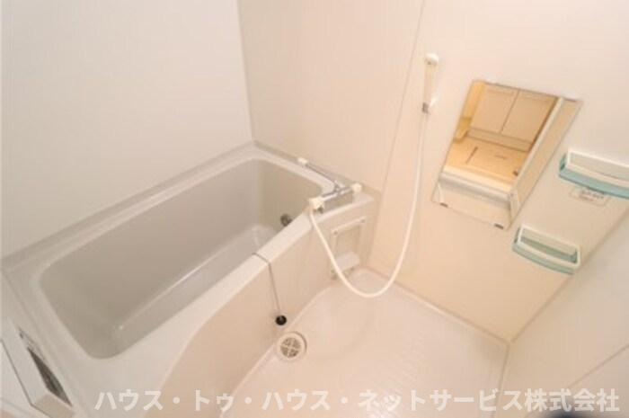 クリアシーズンズ　Ｃの浴室