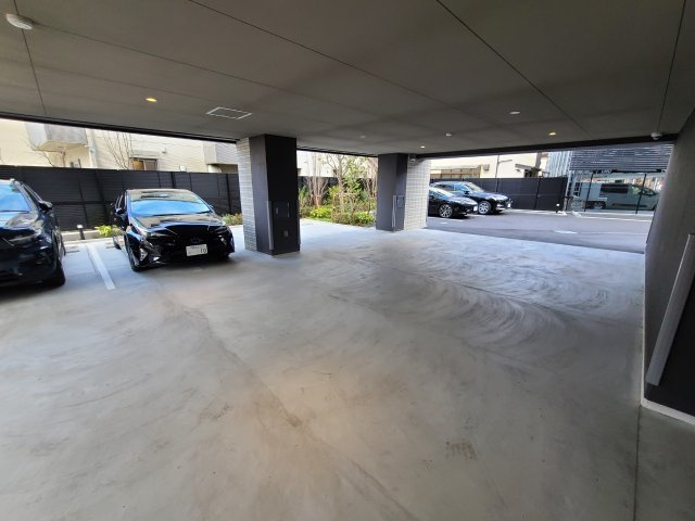 レーベン千種吹上AVANCA|名古屋市の賃貸ならMy賃貸の駐車場|レーベン千種吹上AVANCA
