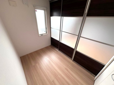 【洋室】 | ラ ルーチェ天美我堂