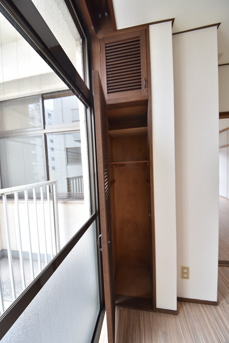 上田ビルの収納