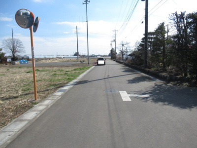 【前面道路含む現地写真】 | 深谷市人見 450万 土地