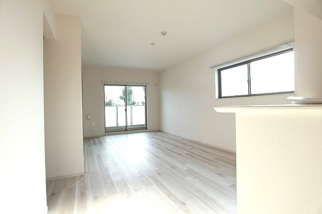 二番館の居間・リビング