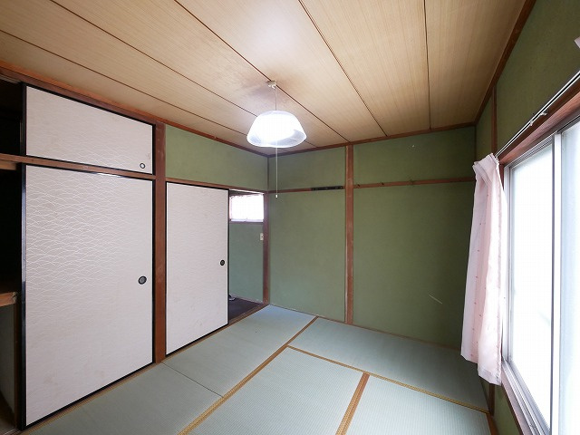 山口一戸建(北)の和室|趣のある和室です