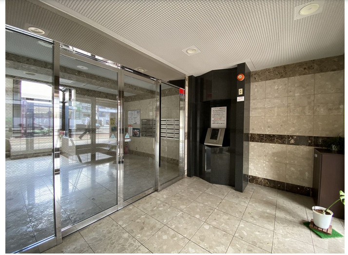 ライオンズマンション神松寺のエントランス|ライオンズマンション神松寺（3LDK）