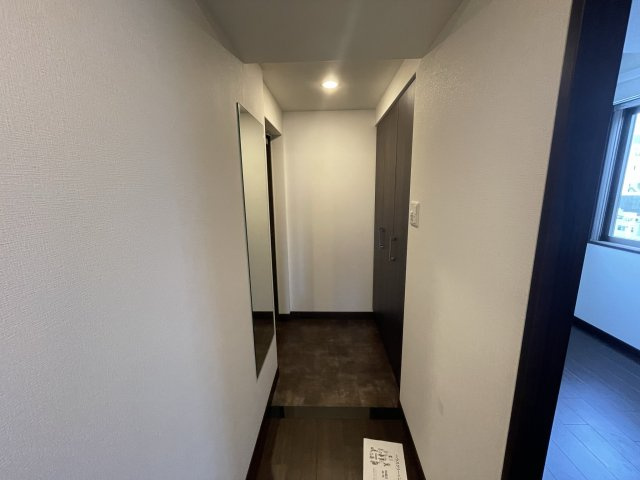 エスレジデンス淀屋橋の玄関