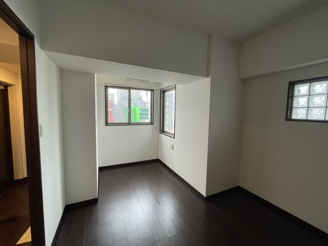 エスレジデンス淀屋橋の洋室
