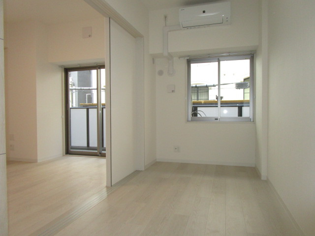 大阪市淀川区新北野１丁目の賃貸マンションの洋室