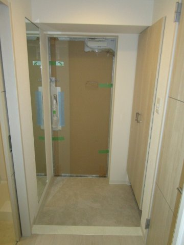 大阪市淀川区新北野１丁目の賃貸マンションの玄関