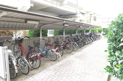 【駐車場】 | ライブ赤羽　13580 | 駐輪&駐車場を敷地内に完備しています(^^)/