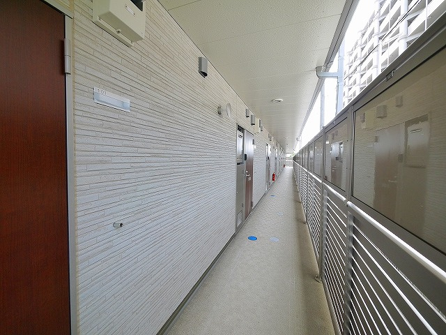 クレイノコミンチャーレドゥーエのその他共用部分|共用通路になります