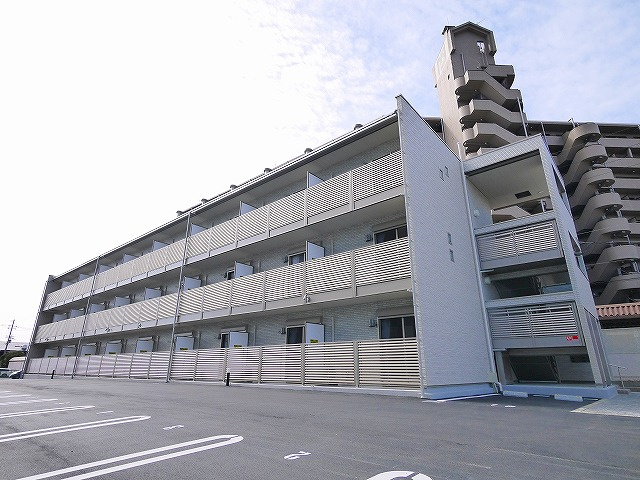 クレイノコミンチャーレドゥーエの外観|おしゃれな外観です