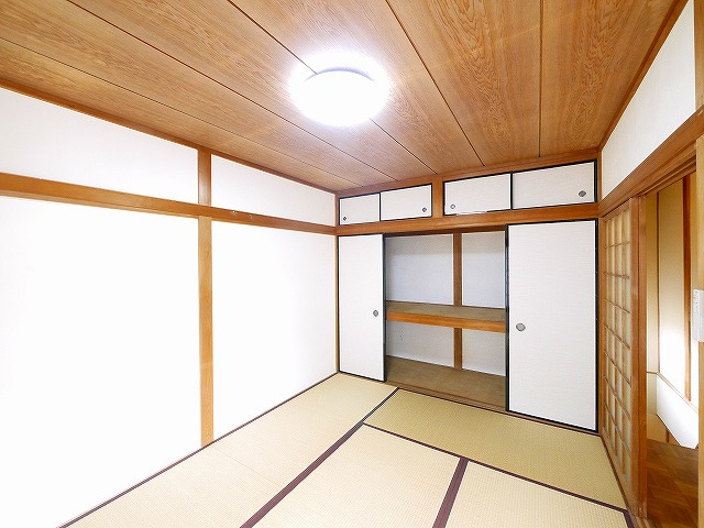 学園南テラスの和室