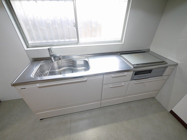 学園南テラスのキッチン