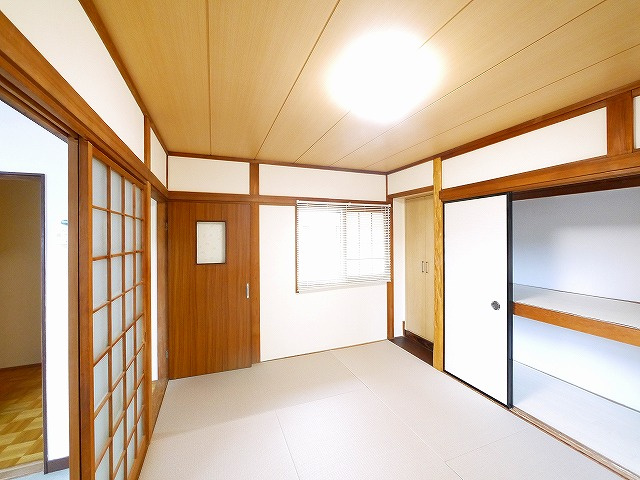 学園南テラスの和室