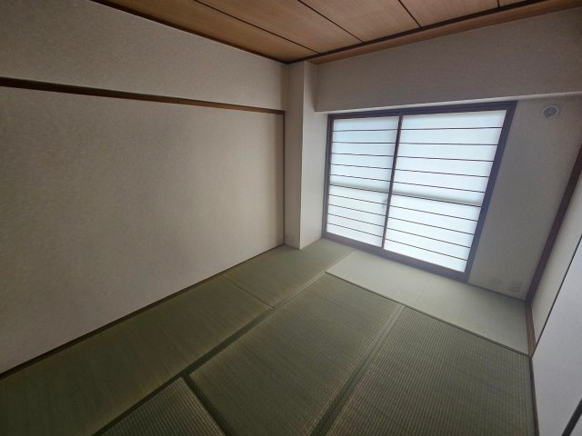 日興甲南スカイマンションの和室