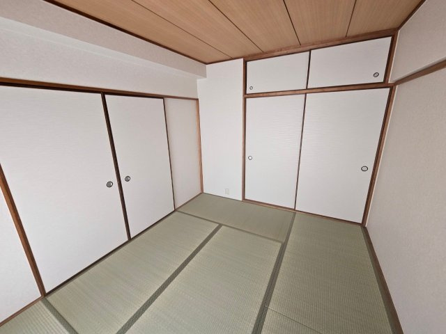 日興甲南スカイマンションの和室