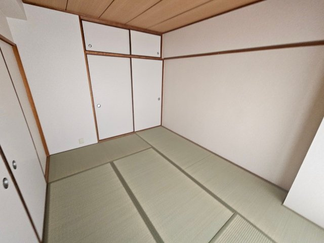 日興甲南スカイマンションの和室