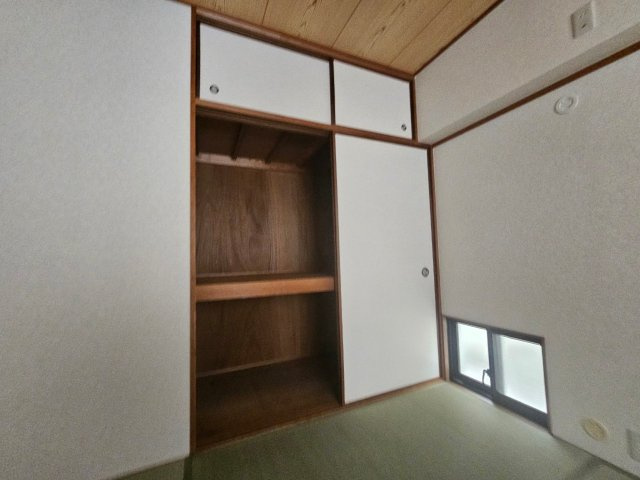 日興甲南スカイマンションの和室